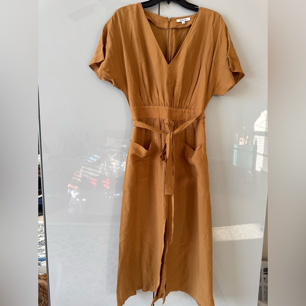 Madewell Tan Midi Dress with V-Neck sz 6